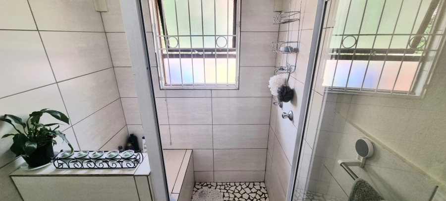 3 Bedroom Property for Sale in Langenhovenpark Free State